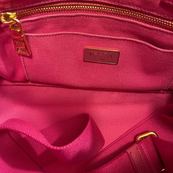 Prada Small Pink Canapa Bag With Dustbag And Card - Picture 10 of 16